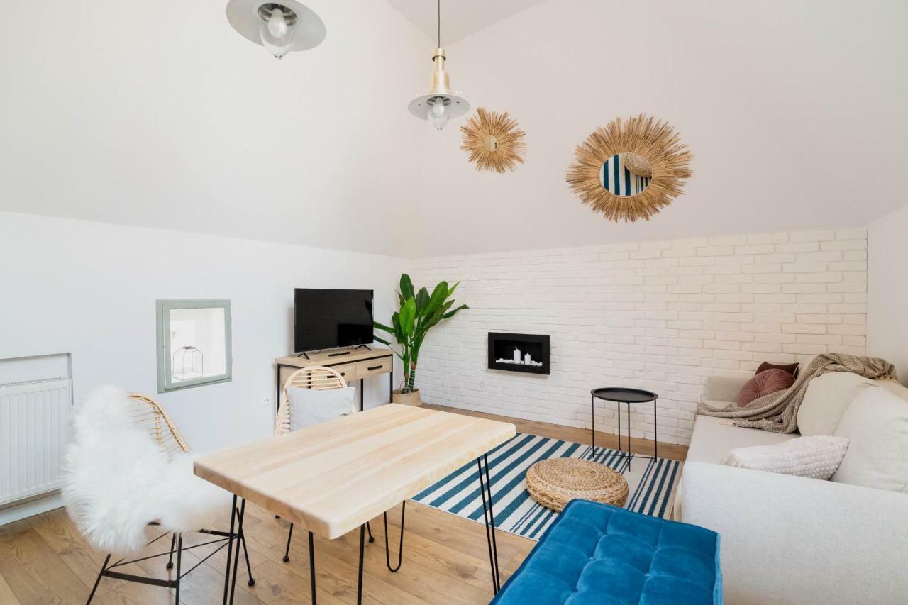 Skyway Apartment Торунь Экстерьер фото