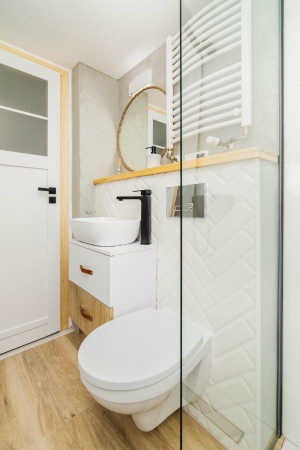 Skyway Apartment Торунь Экстерьер фото